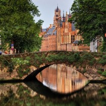 5 Quaint Towns To Spend Valentine’s Day