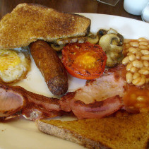 Three Tasty Breakfasts to Flavor Your Travels