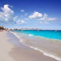3 Glamorous Beaches in Ibiza